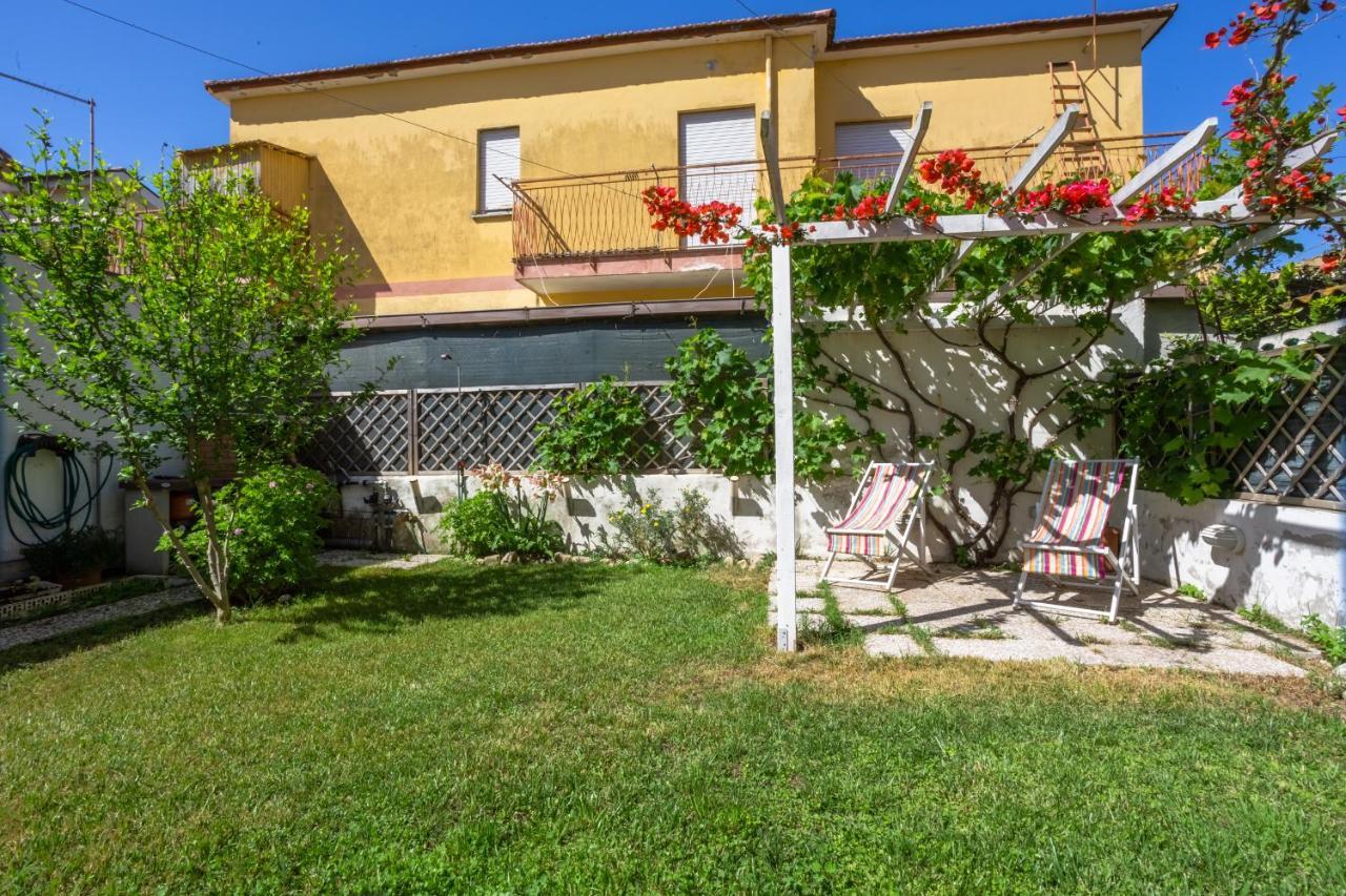 Romadamare Villa Passoscuro Buitenkant foto